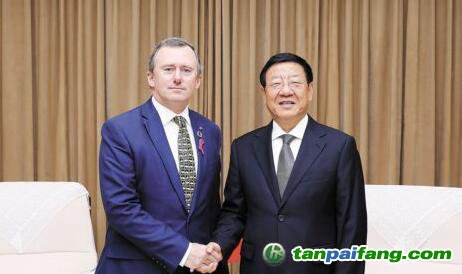 國家林業(yè)和草原局局長張建龍會見加蓬林業(yè)、海洋、環(huán)境和氣候變化部部長李懷特