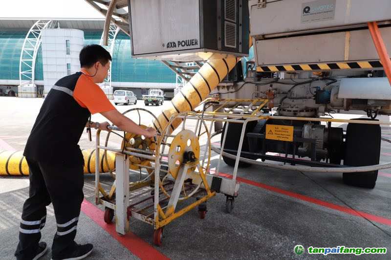 白云機(jī)場：內(nèi)地機(jī)場首家通過國際機(jī)場碳排放（ACA）三級(jí)認(rèn)證